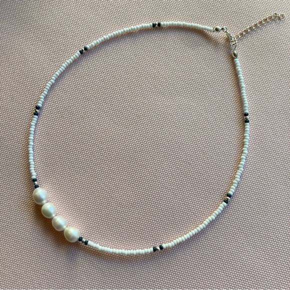 Freshwater Pearls and Seed Beads Necklace - Picture 5 of 12